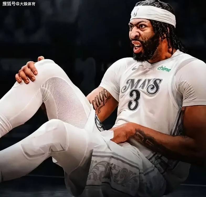 猛龙复出首战，关键时刻神级表现状态火爆，浓眉哥成为焦点！的简单介绍