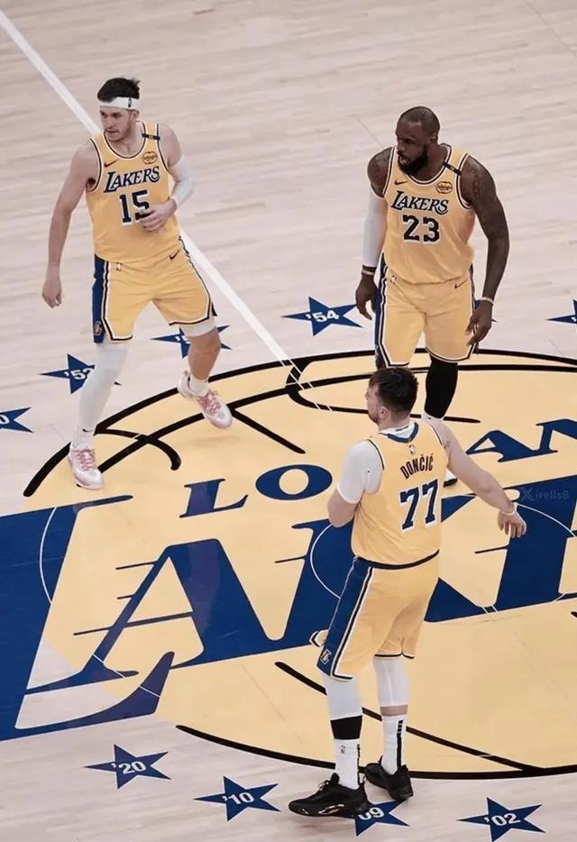 东契奇重要时刻战术调整,G2带队取胜!上演精彩一战(洞朗对峙事件的真实结果)