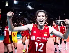 世锦赛四强战激情夜！李盈莹里突外投，多特蒙德险胜纽约尼克斯(战至巅峰4全集免费看)